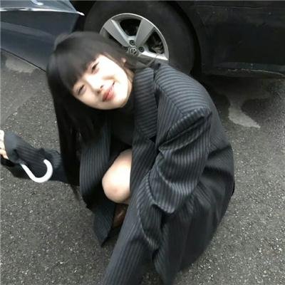 女税务官